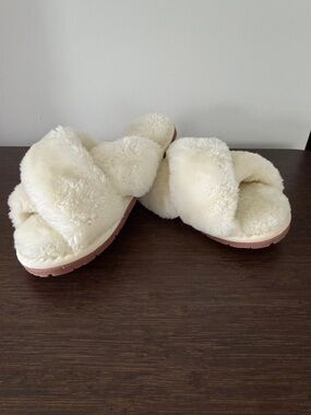 Girls Plush Slip On/Open Toe Slippers